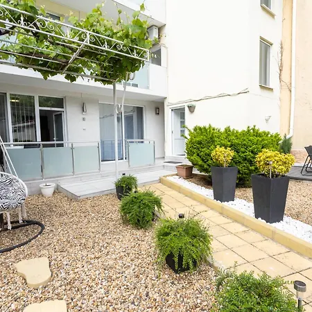 Gasthuis Guest Rooms&apartments Desi